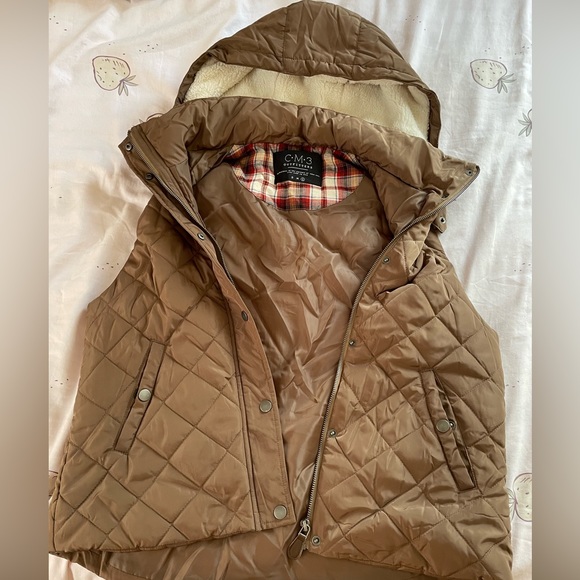 C•M•3 Women’s vest jacket with fleece lined hood. Sz L EUC zips snaps pockets - Picture 2 of 11